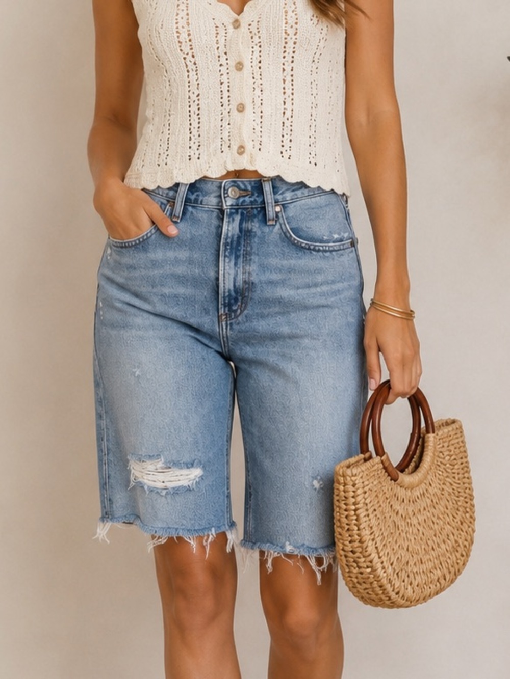 Citizens of Humanity Libby Bermuda Denim Shorts Distressed Raw Hem Size 24
